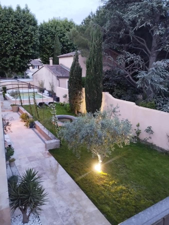 Les Tilleuls Cavaillon Extérieur photo