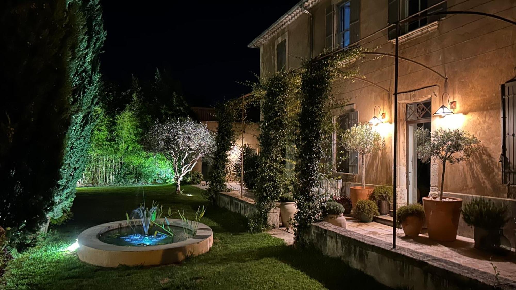 Les Tilleuls Cavaillon Extérieur photo