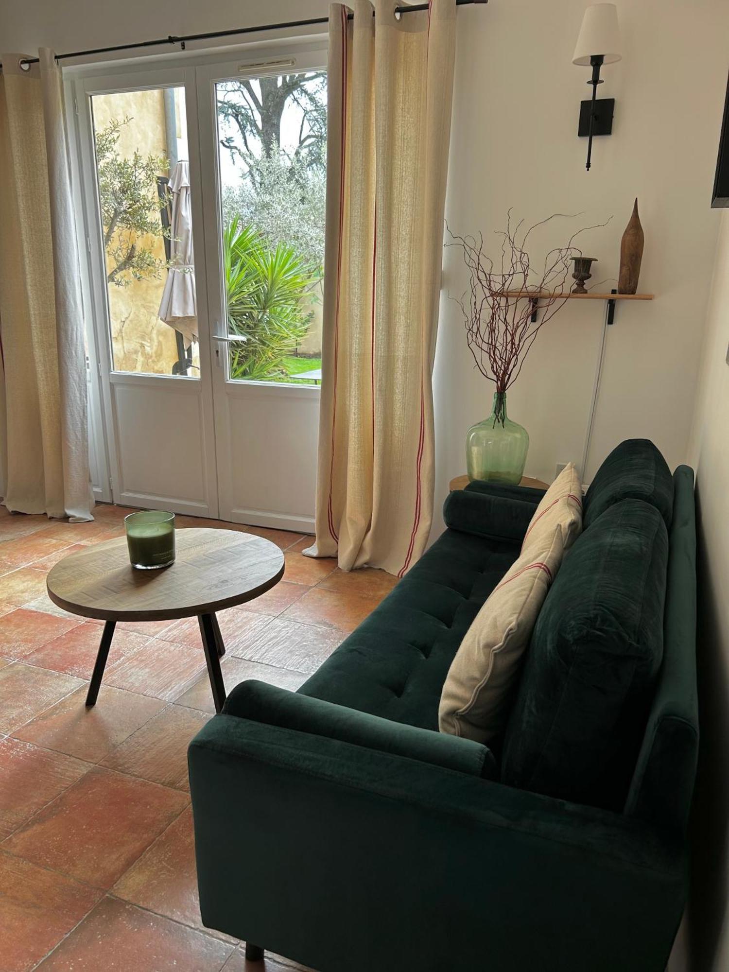 Les Tilleuls Cavaillon Extérieur photo